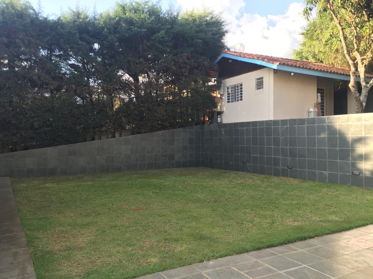 Willa Linda Chacara Com Piscina Atibaia Zewnętrze zdjęcie